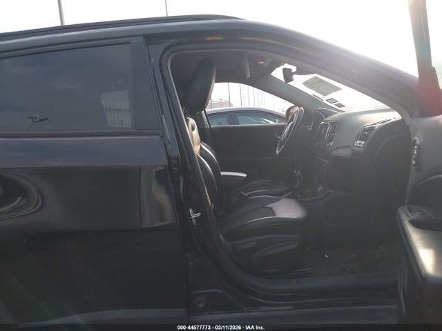 Jeep Compass Altitude Fwd 2018 3C4NJCBB9JT487089 Image 5