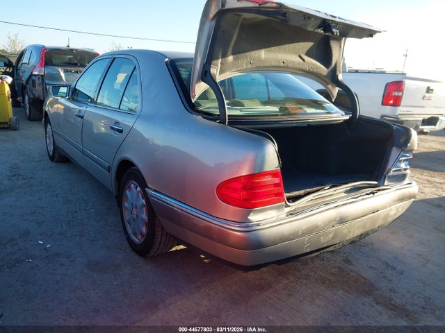 1997 Mercedes-benz E 320 მანქანა იყიდება აუქციონზე, vin: WDBJF55F6VA423341, აუქციონის ნომერი: 44577803