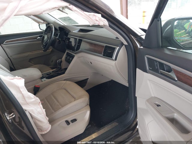 1V2NR2CA5KC535630 Volkswagen Atlas 3.6l V6 Sel Premium