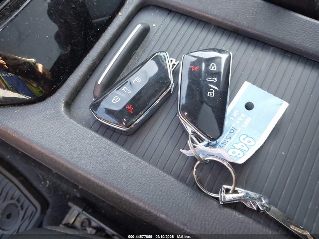 2021 VOLKSWAGEN ID.4 WVGKMPE27MP060009 Photo 10