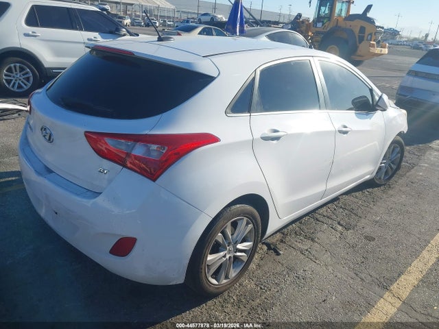 KMHD35LH4FU235358 Hyundai ELANTRA GT