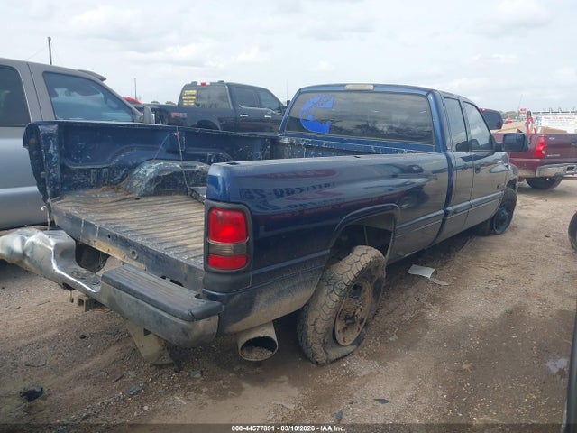 44577891 :رقم المزاد ، 3B7KC23621G786988 vin ، 2001 Dodge Ram 2500 St مزاد بيع