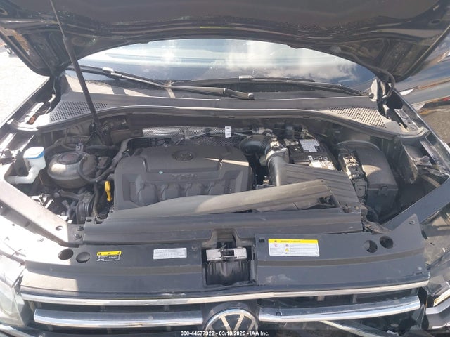 3VV3B7AX8RM059806 Volkswagen Tiguan 2.0t Se/2.0t Wolfsburg Edition