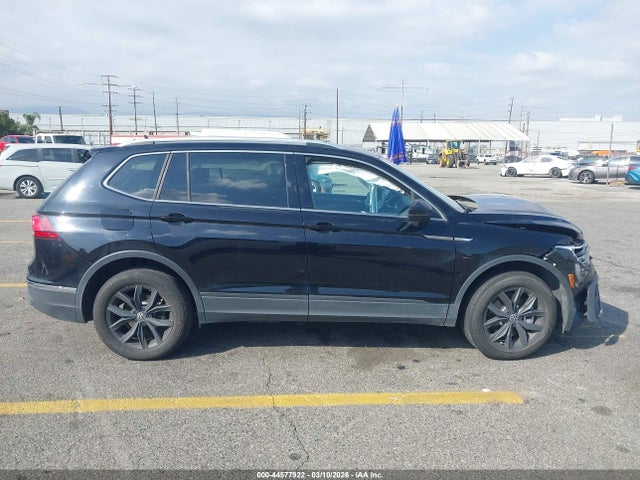3VV3B7AX8RM059806 Volkswagen Tiguan 2.0t Se/2.0t Wolfsburg Edition