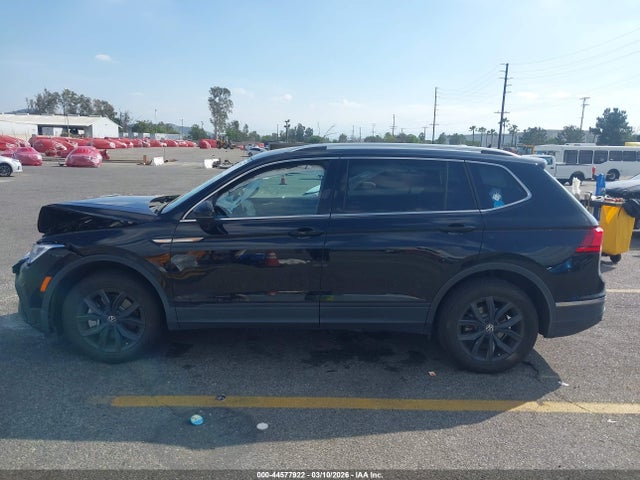 3VV3B7AX8RM059806 Volkswagen Tiguan 2.0t Se/2.0t Wolfsburg Edition
