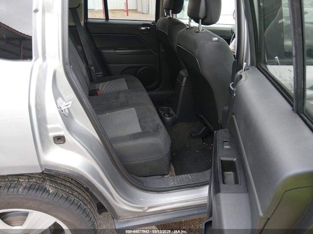 2016 Jeep Compass Sport მანქანა იყიდება აუქციონზე, vin: 1C4NJCBA2GD590862, აუქციონის ნომერი: 44577942