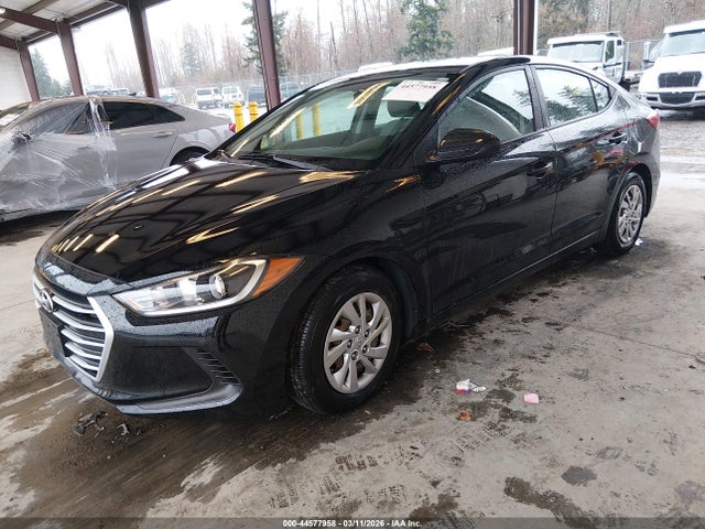 Hyundai ELANTRA SE 2017 KMHD74LFXHU396779 Image 2