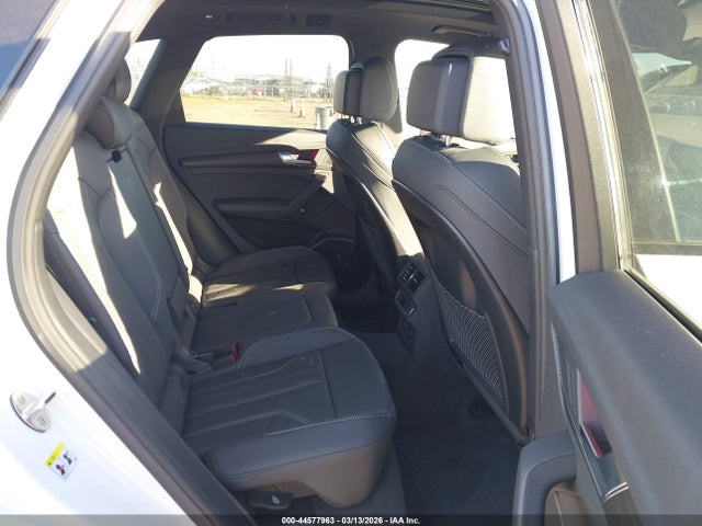 44577963 :رقم المزاد ، WA1E2AFY5R2113960 vin ، 2024 Audi Q5 Premium Plus 55 Tfsi E S Line Quattro S Tronic مزاد بيع