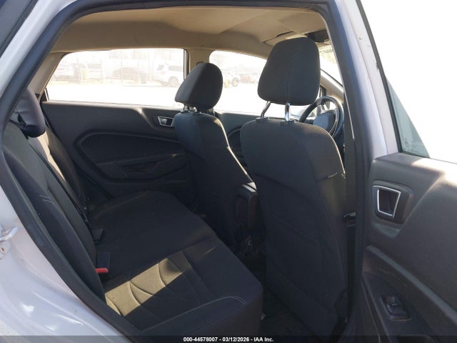 3FADP4BJ7GM178950 Ford FIESTA SE