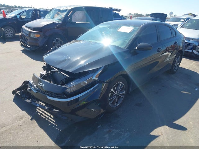 2023 Kia Forte Lxs მანქანა იყიდება აუქციონზე, vin: 3KPF24AD9PE581769, აუქციონის ნომერი: 44578030