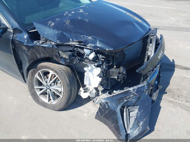 2023 Kia Forte Lxs მანქანა იყიდება აუქციონზე, vin: 3KPF24AD9PE581769, აუქციონის ნომერი: 44578030