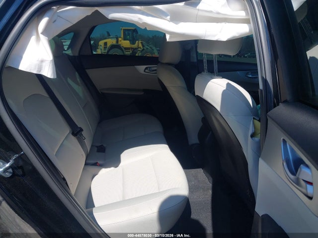 2023 Kia Forte Lxs მანქანა იყიდება აუქციონზე, vin: 3KPF24AD9PE581769, აუქციონის ნომერი: 44578030
