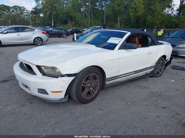 Aukcja sprzedaży 2011 Ford Mustang V6 Premium, vin: 1ZVBP8EM3B5163467, numer aukcji: 44578058