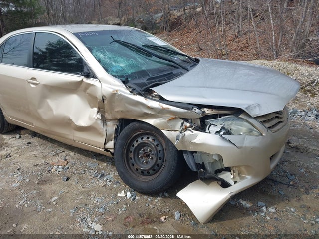 2010 Toyota Camry მანქანა იყიდება აუქციონზე, vin: 4T4BF3EK2AR026663, აუქციონის ნომერი: 44578062