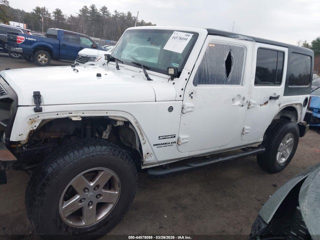 1C4BJWDG4FL742330 Jeep Wrangler Unlimited Sport