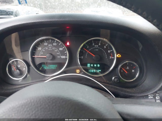 1C4BJWDG4FL742330 Jeep Wrangler Unlimited Sport