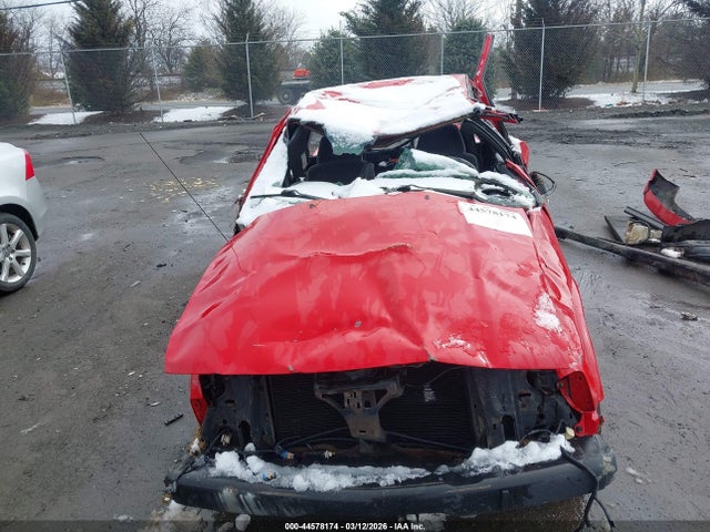 44578174 :رقم المزاد ، 1GTCS19W1Y8205764 vin ، 2000 Gmc Sonoma Sls مزاد بيع