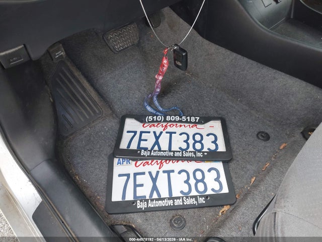 Toyota Prius Three 2014 JTDKN3DU4E0358203 Image 11