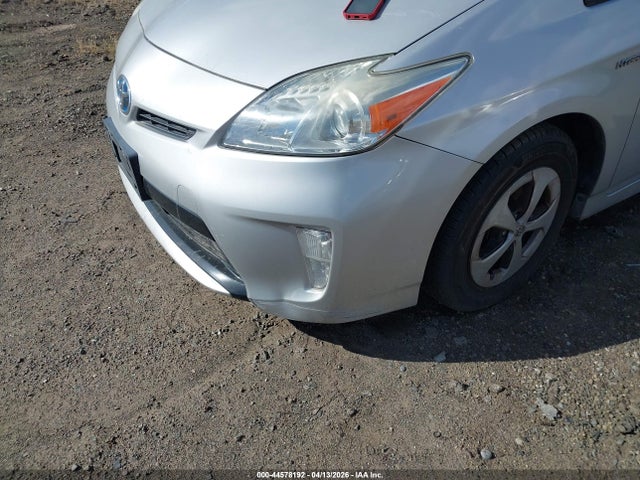 Toyota Prius Three 2014 JTDKN3DU4E0358203 Image 6