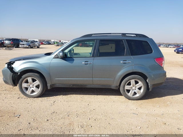 Продаж на аукціоні авто 2010 Subaru Forester 2.5x Premium, vin: JF2SH6CC7AH729305, номер лоту: 44578232