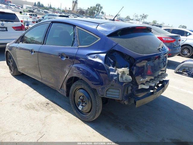 2016 FORD FOCUS 1FADP3K24GL246254 Photo 2