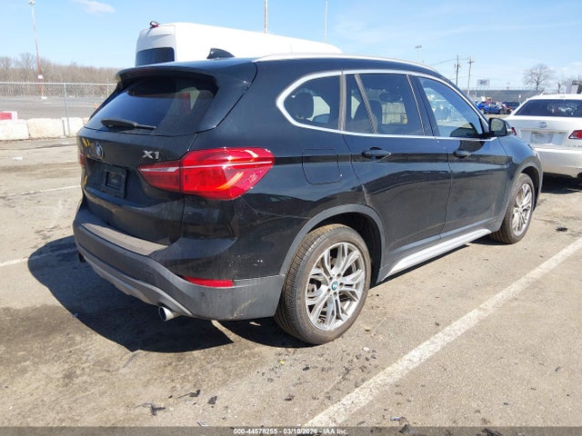 2017 Bmw X1 Xdrive28i მანქანა იყიდება აუქციონზე, vin: WBXHT3Z30H4A55695, აუქციონის ნომერი: 44578255