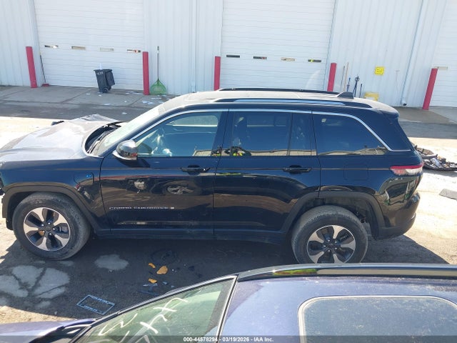 Продажа на аукционе авто 2023 Jeep Grand Cherokee 4xe, vin: 1C4RJYB66PC626018, номер лота: 44578294