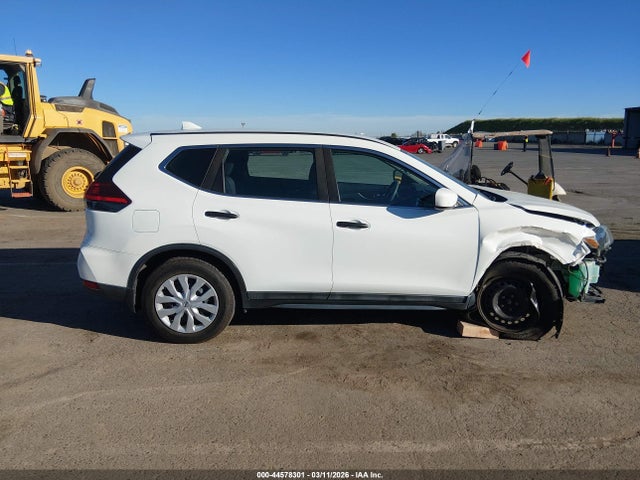 Aukcja sprzedaży 2017 Nissan Rogue S, vin: 5N1AT2MTXHC743699, numer aukcji: 44578301