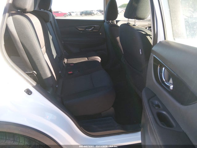 Aukcja sprzedaży 2017 Nissan Rogue S, vin: 5N1AT2MTXHC743699, numer aukcji: 44578301