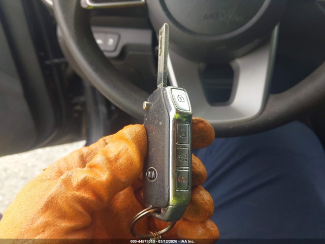 2021 Kia Forte Fe მანქანა იყიდება აუქციონზე, vin: 3KPF24AD1ME275564, აუქციონის ნომერი: 44578310