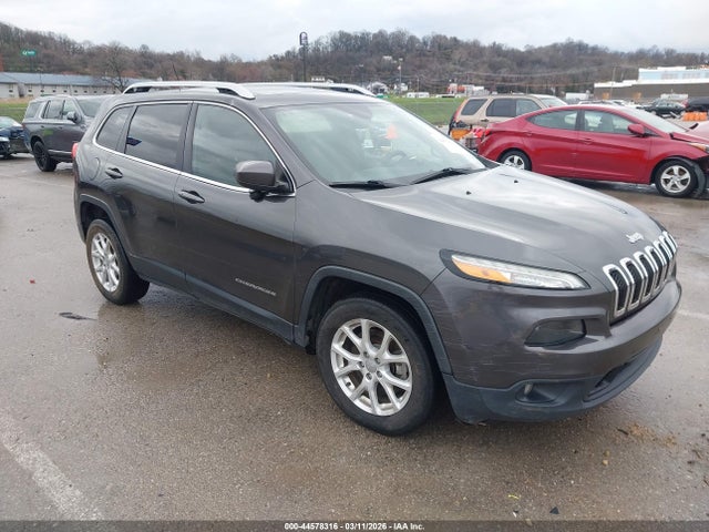 Auction sale of the 2015 Jeep Cherokee Latitude, vin: 1C4PJLCB0FW781246, lot number: 44578316