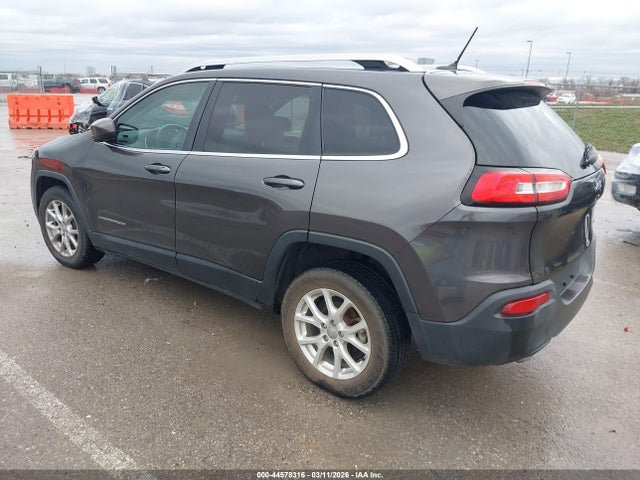 2015 Jeep Cherokee Latitude მანქანა იყიდება აუქციონზე, vin: 1C4PJLCB0FW781246, აუქციონის ნომერი: 44578316