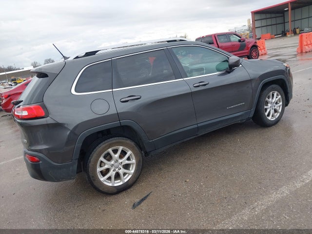 2015 Jeep Cherokee Latitude მანქანა იყიდება აუქციონზე, vin: 1C4PJLCB0FW781246, აუქციონის ნომერი: 44578316