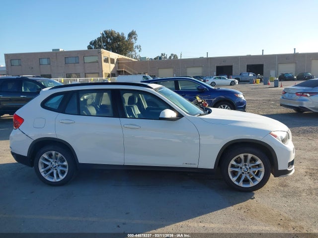 BMW X1 Xdrive28i 2015 WBAVL1C59FVY33590 Image 13