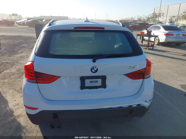 BMW X1 Xdrive28i 2015 WBAVL1C59FVY33590 Image 16