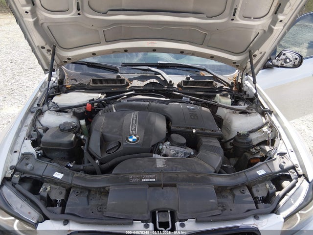 2011 BMW 335I WBAPM5C56BE577450 Photo 9