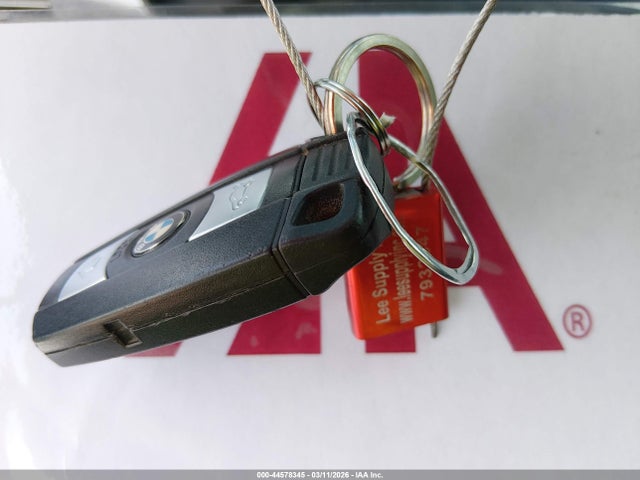 2011 BMW 335I WBAPM5C56BE577450 Photo 10