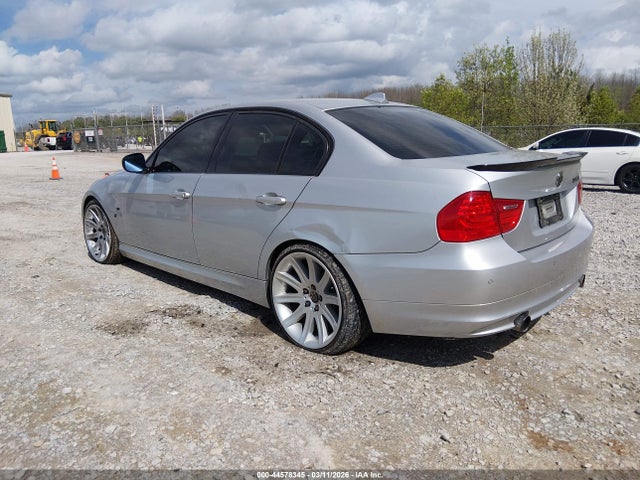 2011 BMW 335I WBAPM5C56BE577450 Photo 2