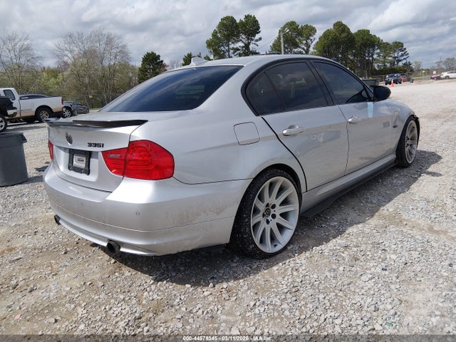 2011 BMW 335I WBAPM5C56BE577450 Photo 3