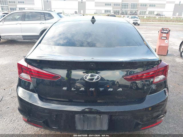 2020 Hyundai Elantra Value Edition მანქანა იყიდება აუქციონზე, vin: 5NPD84LF6LH626337, აუქციონის ნომერი: 44578359