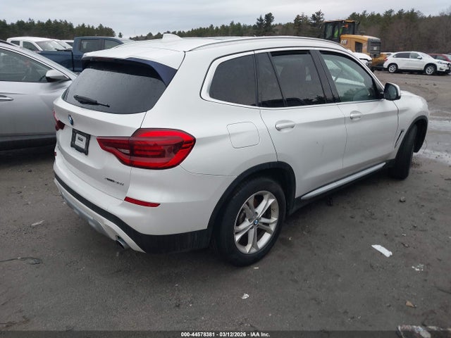 2020 BMW X3 5UXTY5C02L9B72045 Photo 3