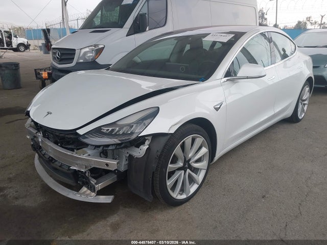 2018 TESLA MODEL 3 5YJ3E1EA1JF164818 Photo 1