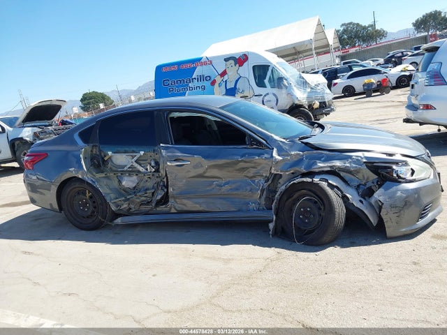 1N4AL3APXJC153158 Nissan Altima 2.5 S