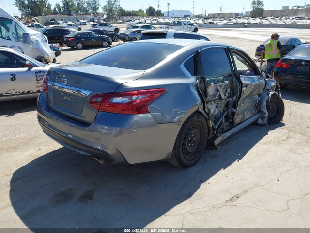 1N4AL3APXJC153158 Nissan Altima 2.5 S