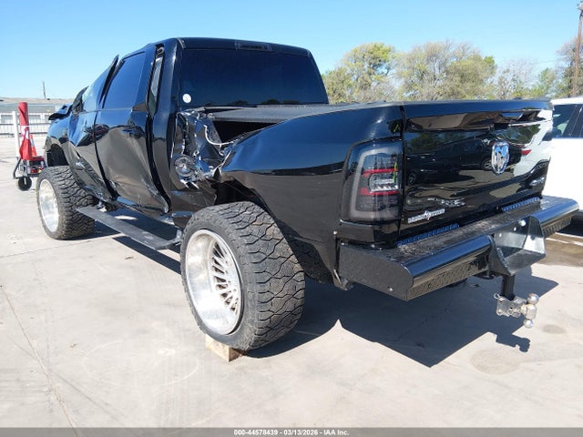 2022 RAM 2500 3C6UR5DL4NG255026 Photo 2