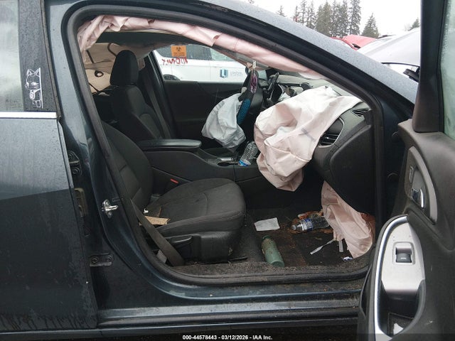 2019 CHEVROLET MALIBU 1G1ZD5ST1KF215394 Photo 4