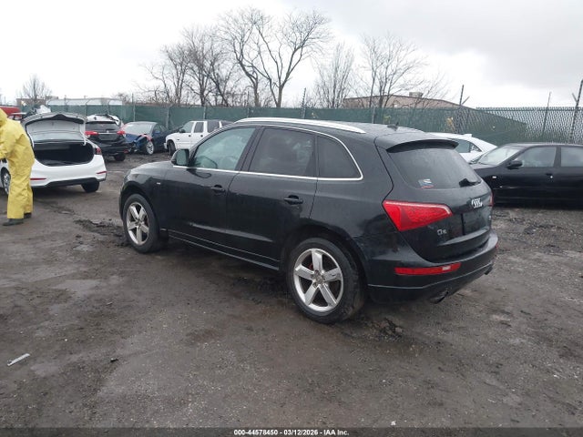 2011 AUDI Q5 WA1DKAFP5BA013615 Photo 2