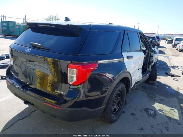 Ford Police Interceptor Utility 2023 1FM5K8AC5PGC18178 Image 4