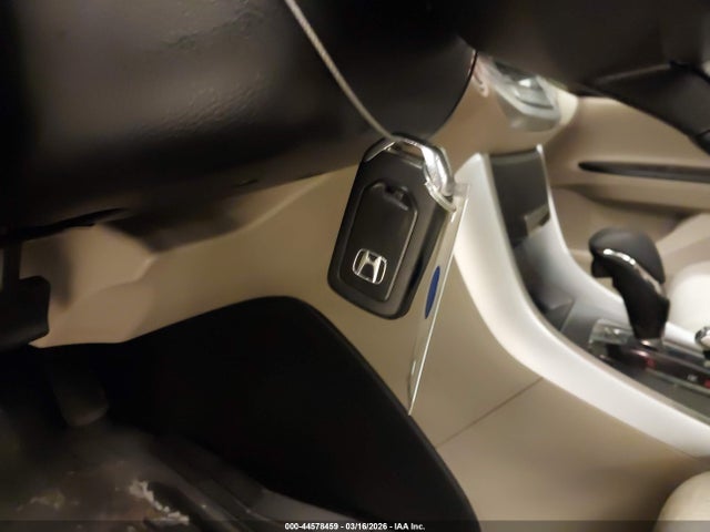 44578459 :رقم المزاد ، 1HGCR2F78DA182549 vin ، 2013 Honda Accord Ex مزاد بيع