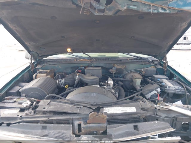 1998 Chevrolet C1500 Fleetside მანქანა იყიდება აუქციონზე, vin: 2GCEC19R3W1169723, აუქციონის ნომერი: 44578466